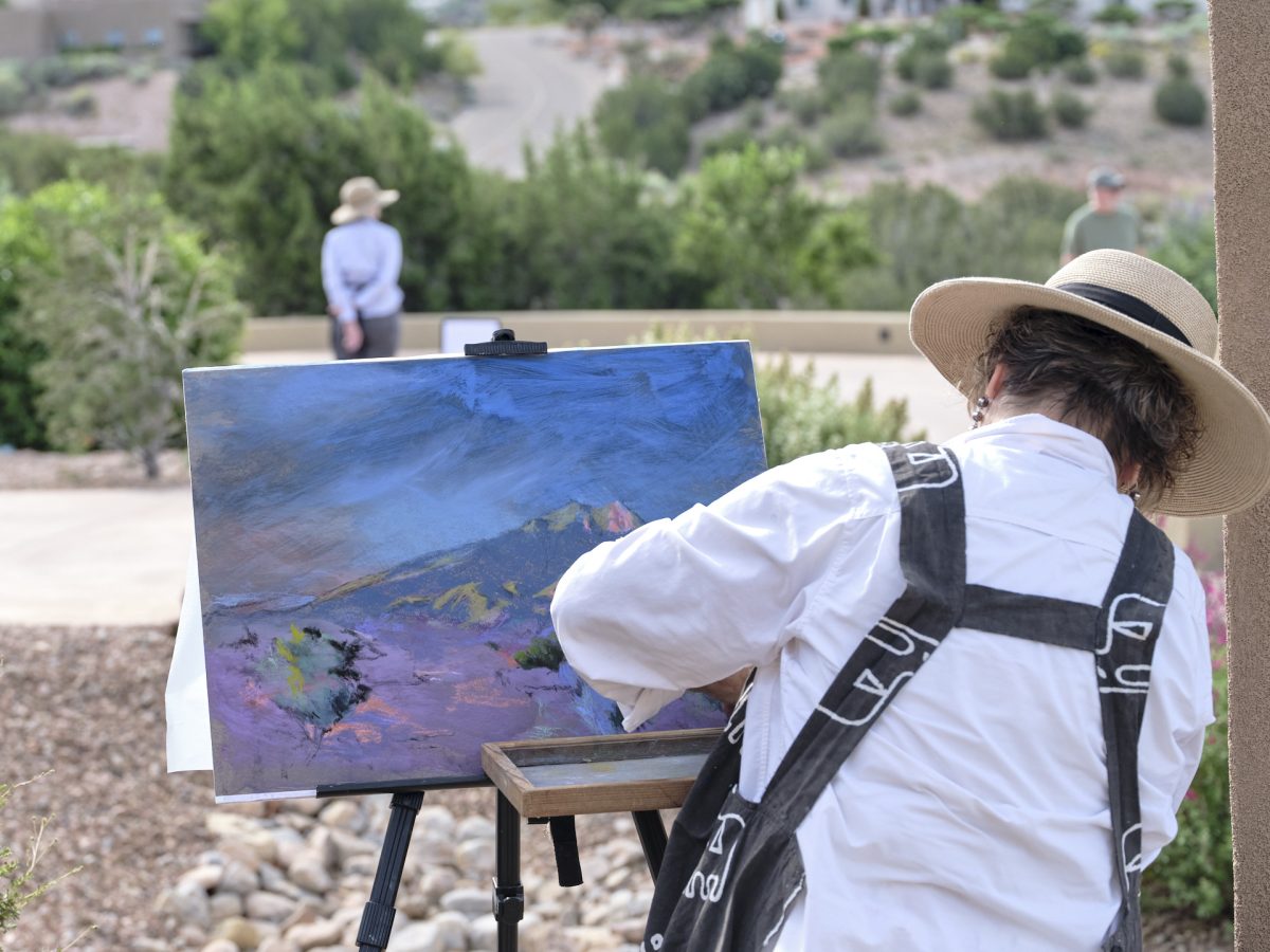 Placitas Garden Tour Donates 4,000 to Sandoval County Nonprofits