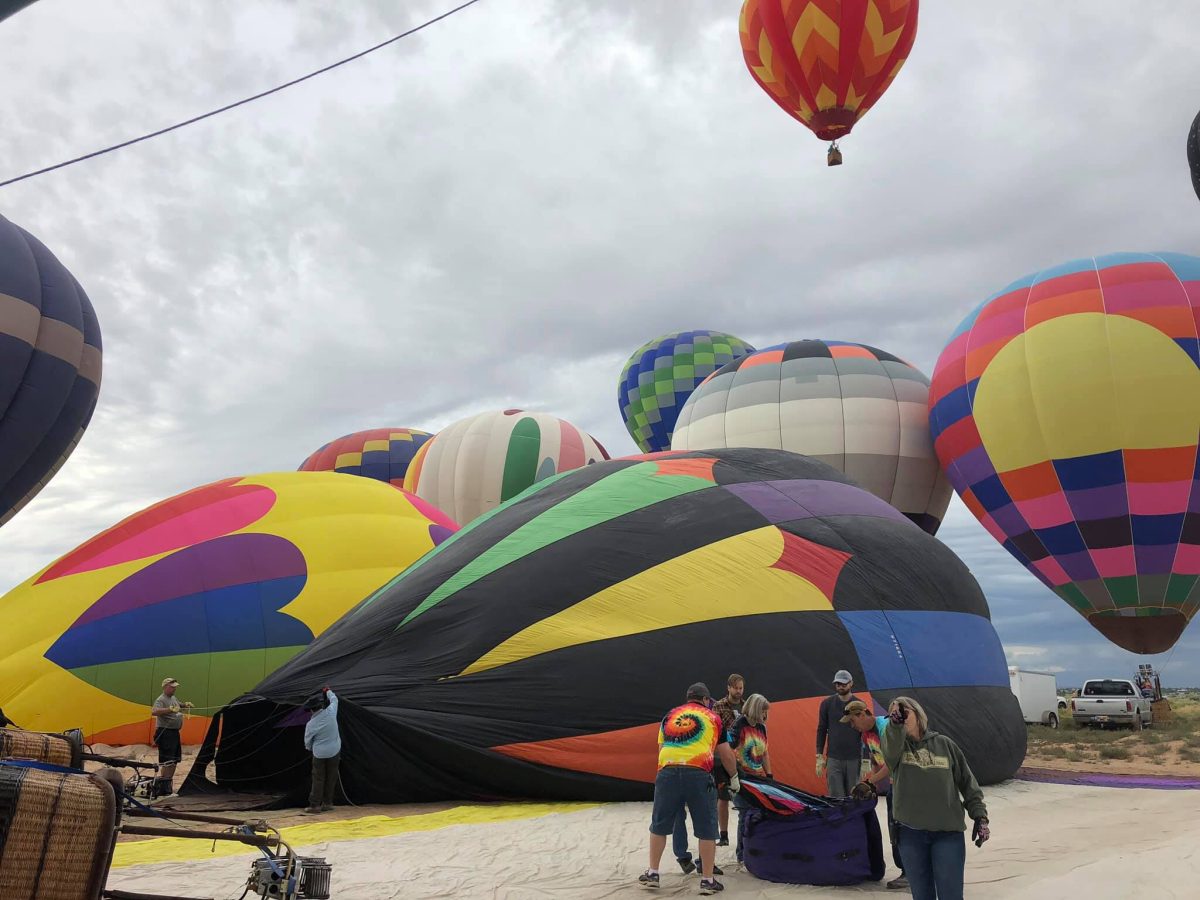 Friends and lovers balloon rally moves to Rio Rancho Sandoval Signpost
